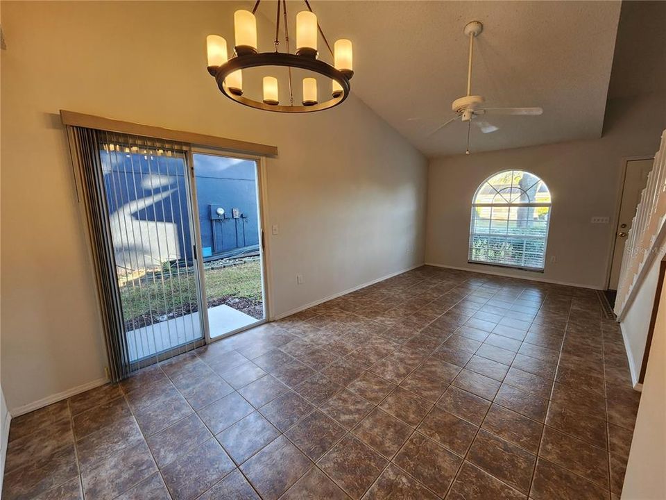 En Venta: $239,500 (2 camas, 2 baños, 1106 Pies cuadrados)