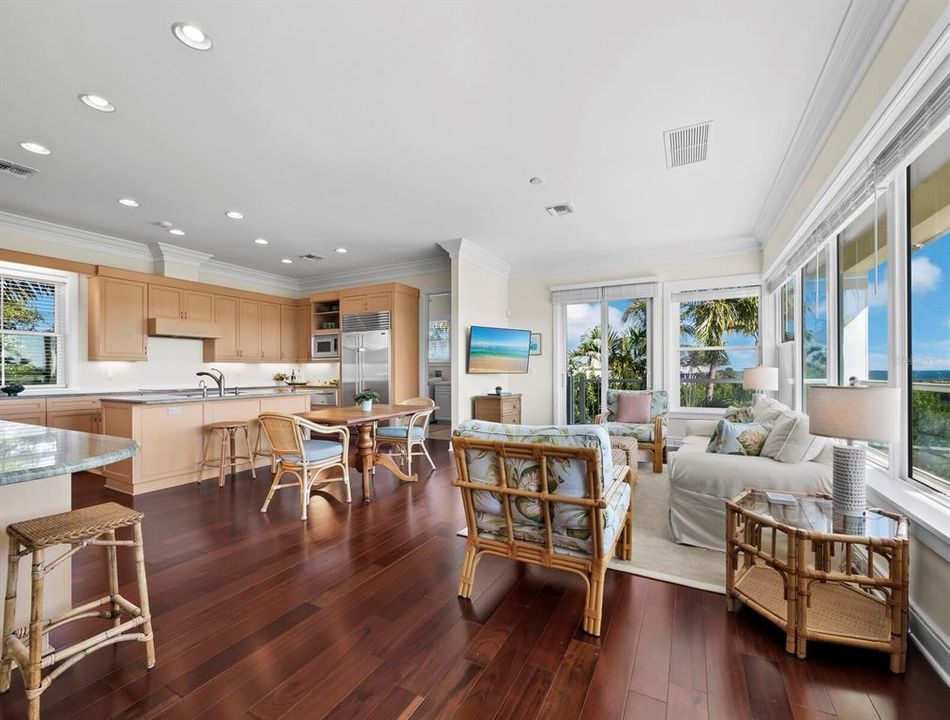 待售: $9,400,000 (5 贝兹, 5 浴室, 4799 平方英尺)