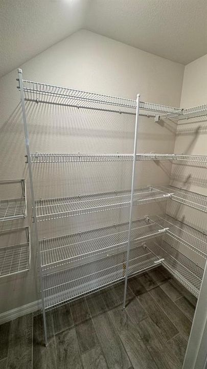 出租: $2,850 (4 贝兹, 3 浴室, 2037 平方英尺)