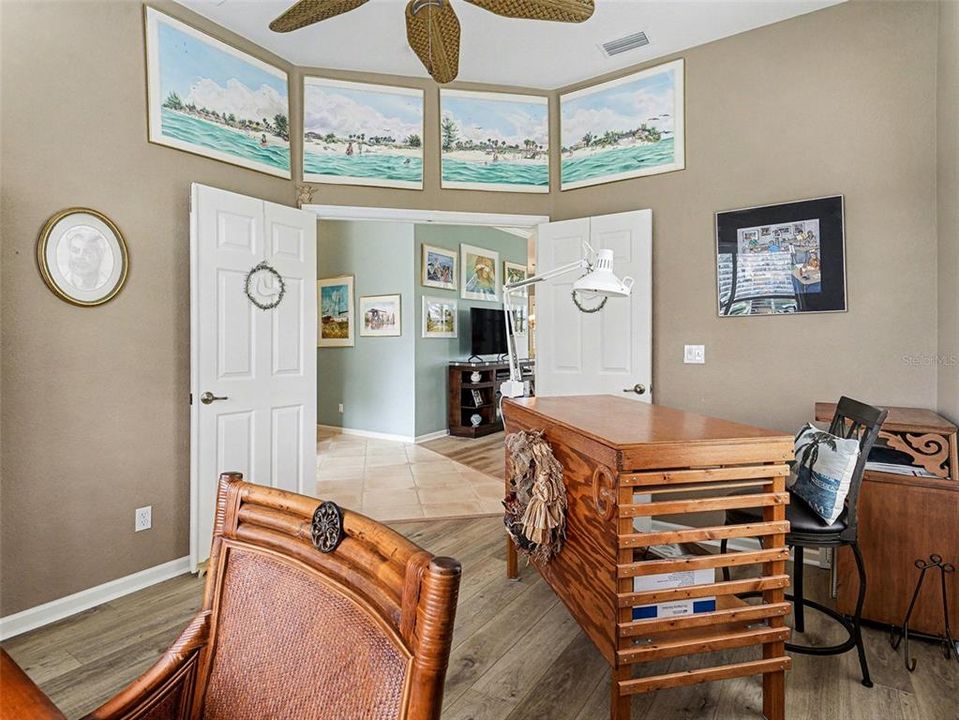 For Sale: $299,000 (2 beds, 2 baths, 1577 Square Feet)