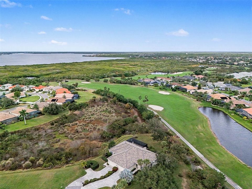 For Sale: $299,000 (2 beds, 2 baths, 1577 Square Feet)