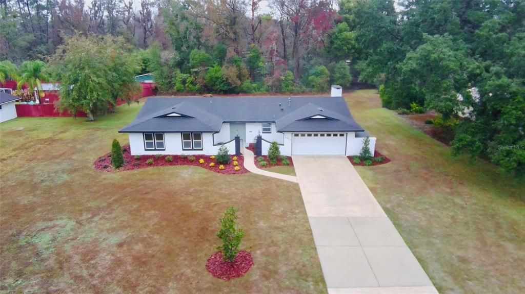 待售: $450,000 (4 贝兹, 3 浴室, 2016 平方英尺)