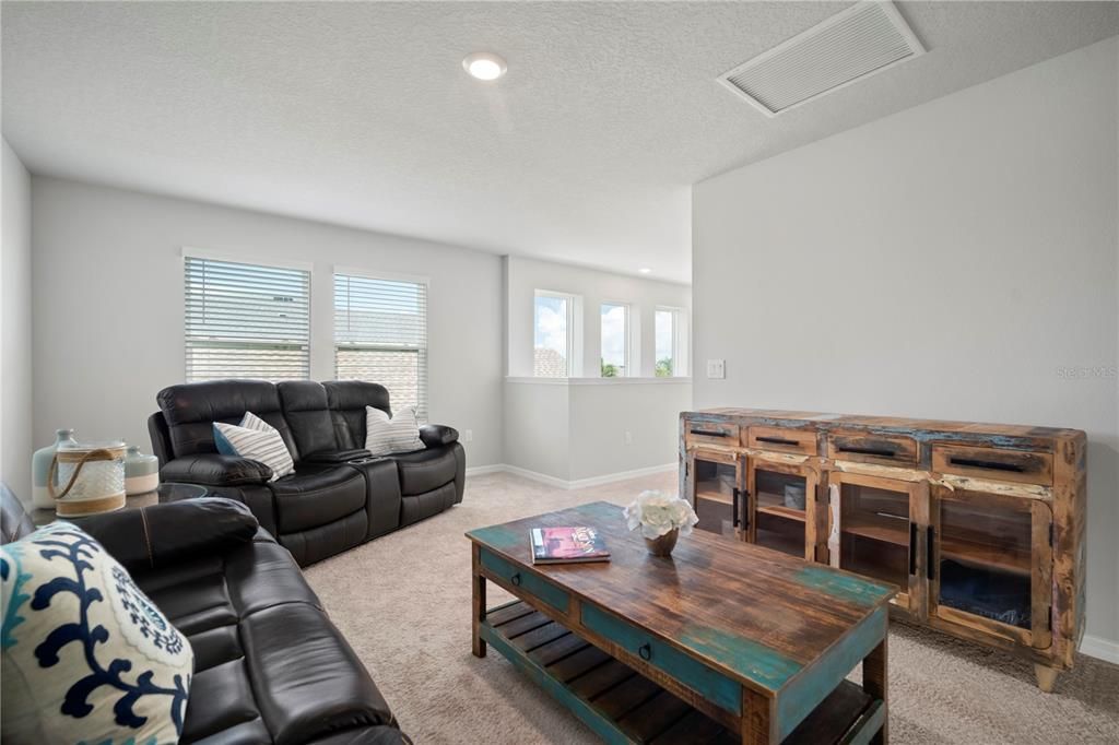 En Renta: $3,600 (4 camas, 2 baños, 2523 Pies cuadrados)