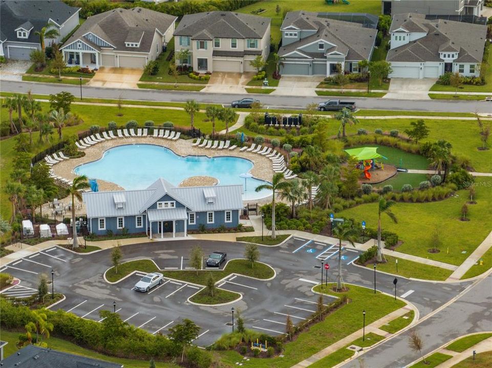 En Renta: $3,600 (4 camas, 2 baños, 2523 Pies cuadrados)