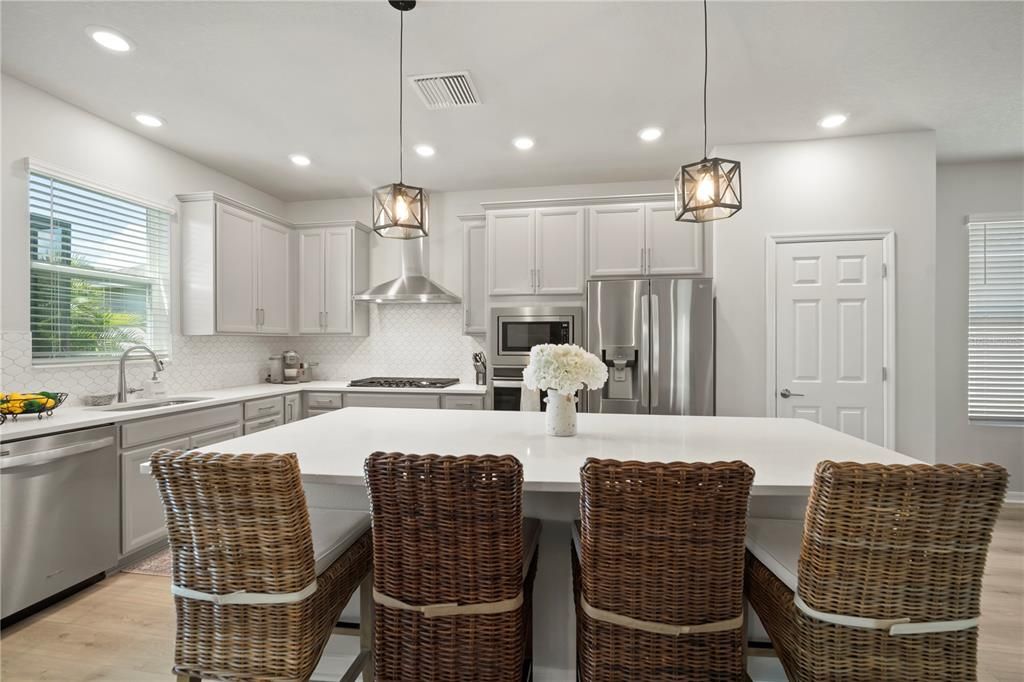 En Renta: $3,600 (4 camas, 2 baños, 2523 Pies cuadrados)