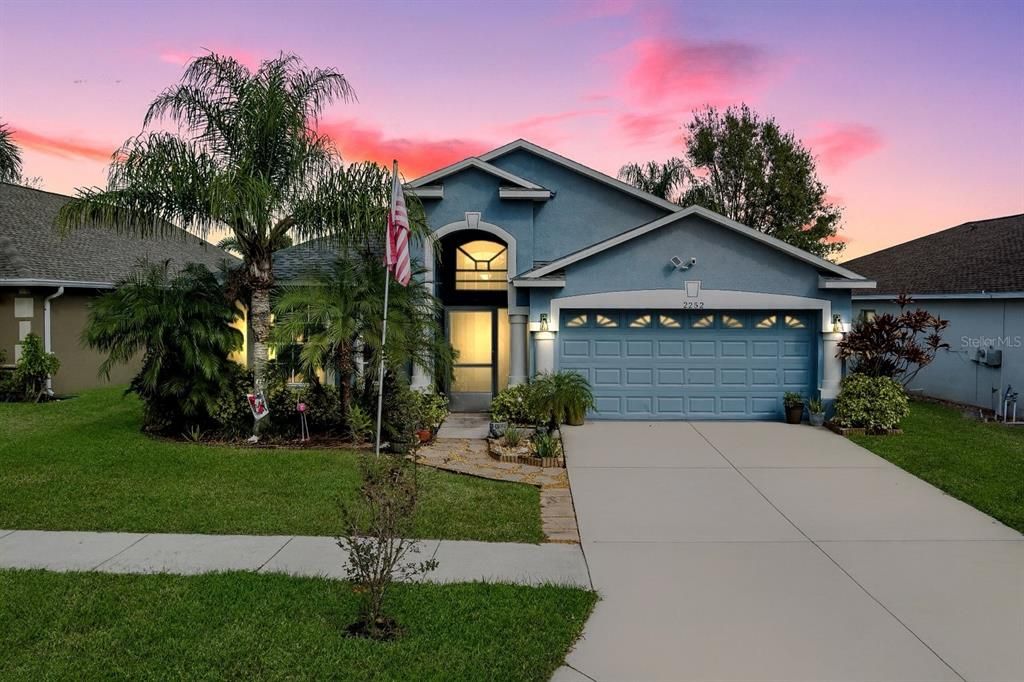 待售: $409,000 (4 贝兹, 3 浴室, 1799 平方英尺)