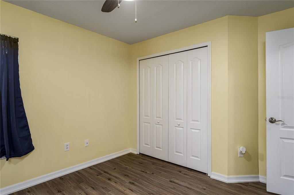 待售: $409,000 (4 贝兹, 3 浴室, 1799 平方英尺)