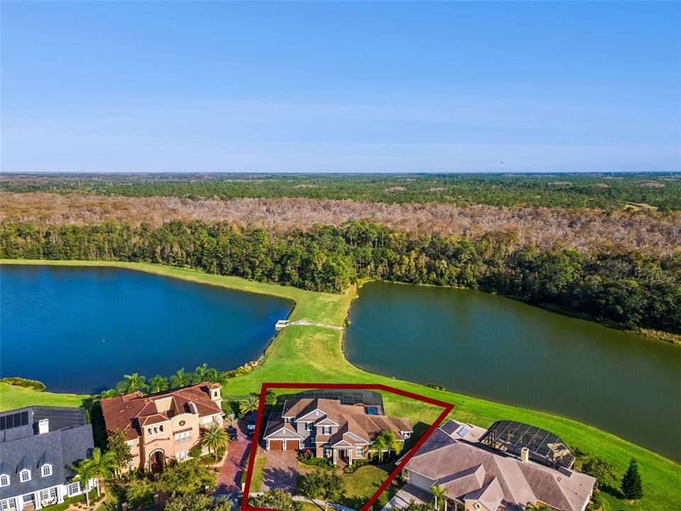 На продажу: $1,100,000 (6 спален, 4 ванн, 3882 Квадратных фут)