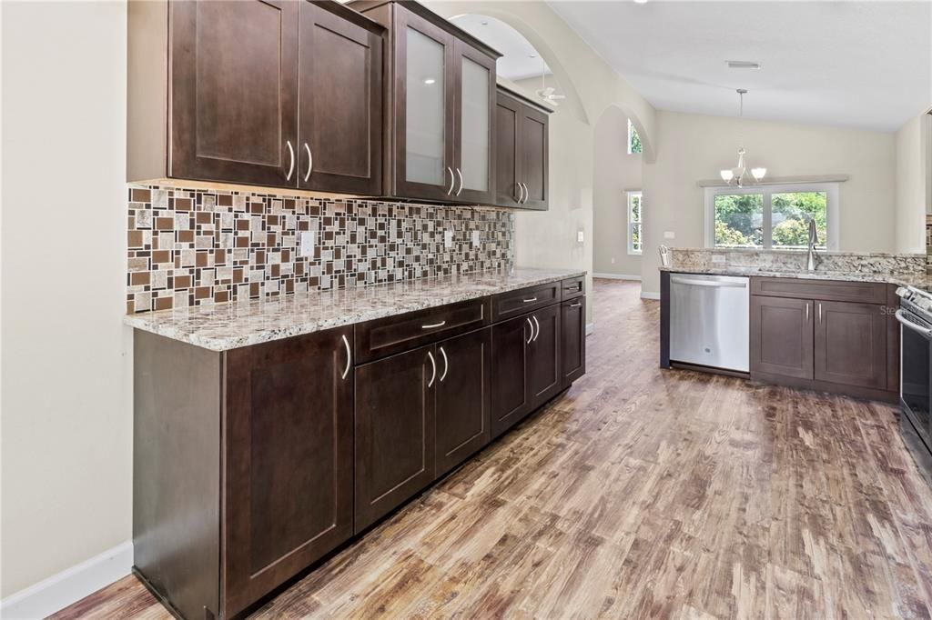 На продажу: $504,000 (3 спален, 2 ванн, 2034 Квадратных фут)