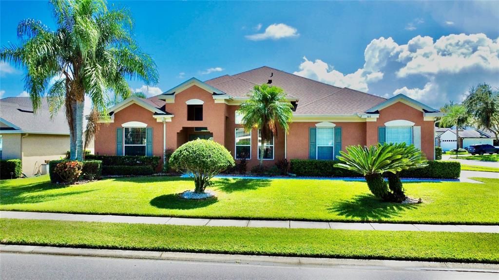 For Sale: $600,000 (4 beds, 3 baths, 2679 Square Feet)