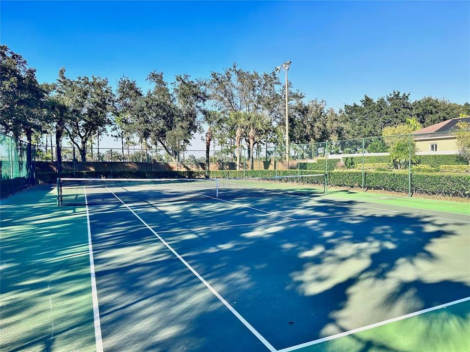 For Sale: $600,000 (4 beds, 3 baths, 2679 Square Feet)