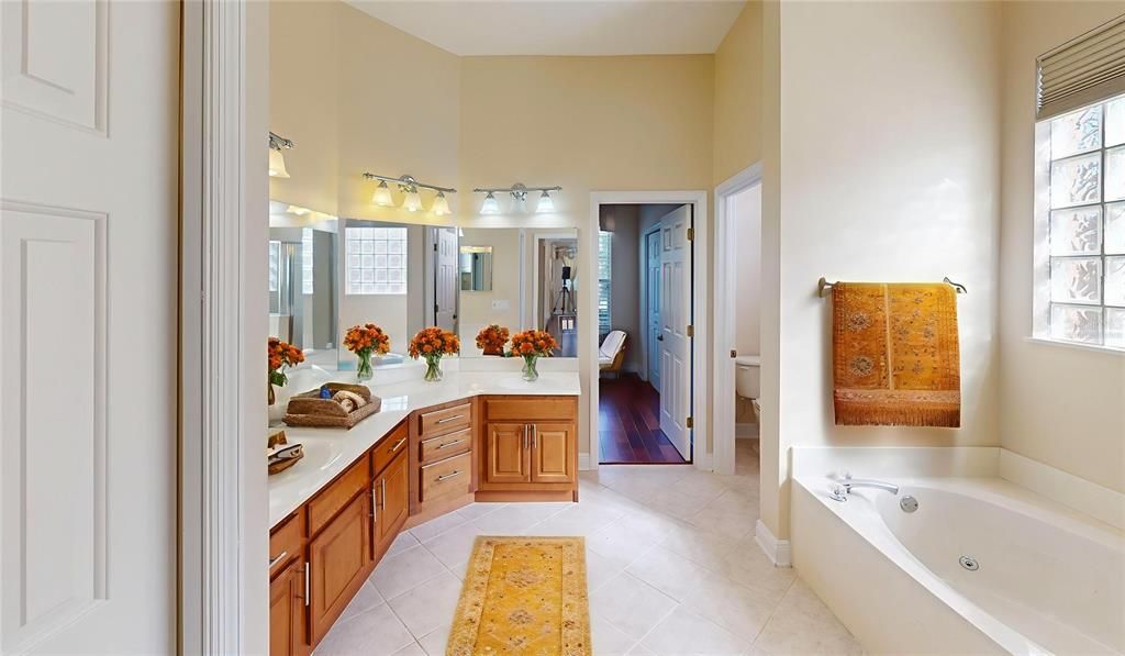 For Sale: $600,000 (4 beds, 3 baths, 2679 Square Feet)