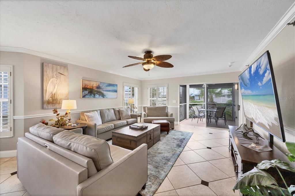 For Sale: $599,900 (2 beds, 2 baths, 1624 Square Feet)