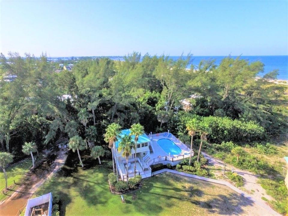 For Sale: $599,900 (2 beds, 2 baths, 1624 Square Feet)