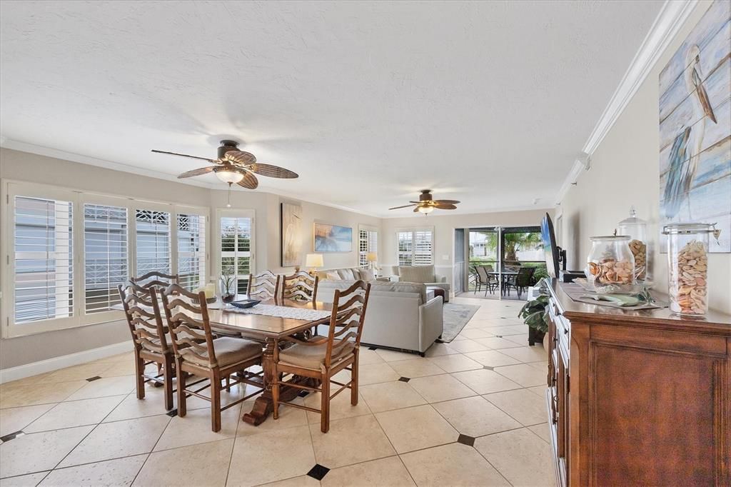 For Sale: $599,900 (2 beds, 2 baths, 1624 Square Feet)