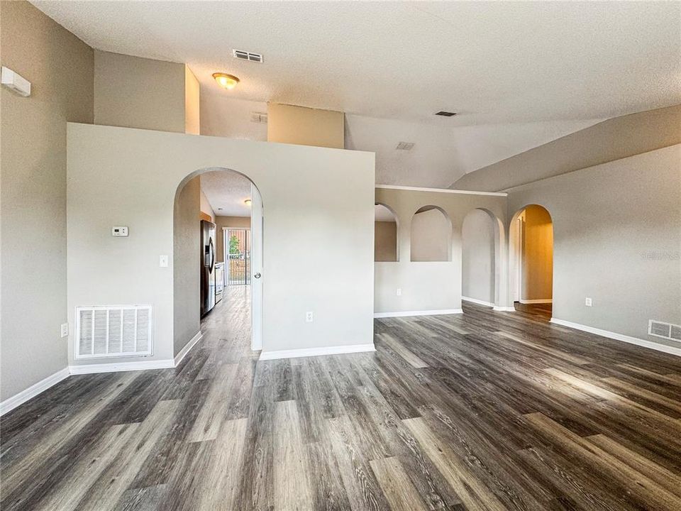 For Rent: $1,855 (3 beds, 2 baths, 1551 Square Feet)