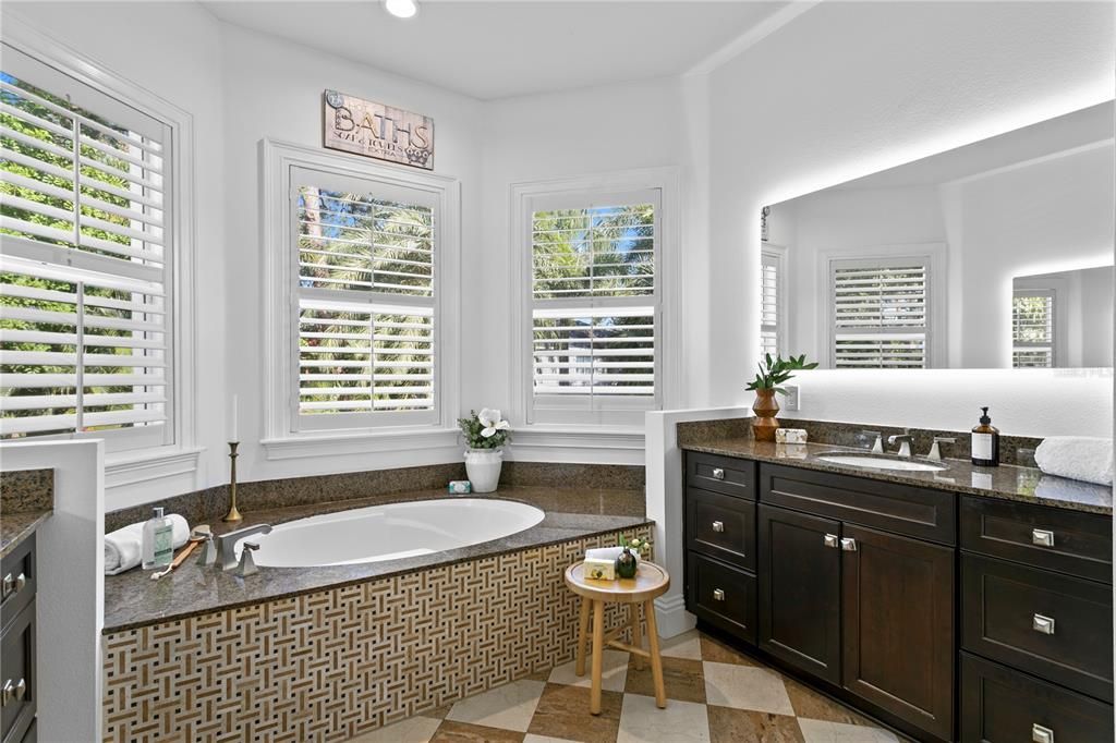 For Sale: $1,880,000 (4 beds, 4 baths, 3718 Square Feet)