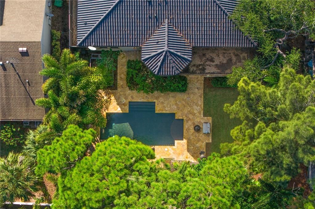 For Sale: $1,880,000 (4 beds, 4 baths, 3718 Square Feet)