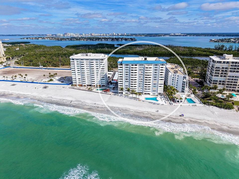 En Venta: $1,800,000 (2 camas, 2 baños, 2035 Pies cuadrados)