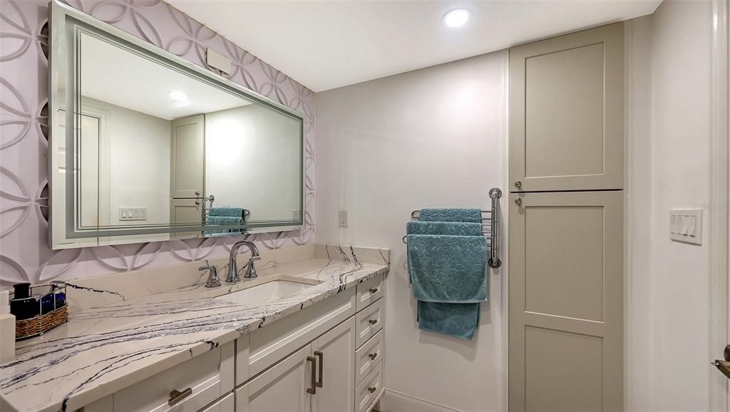 En Venta: $1,800,000 (2 camas, 2 baños, 2035 Pies cuadrados)