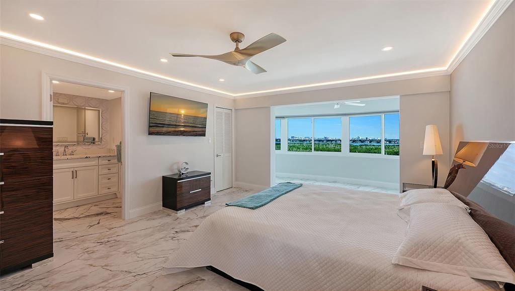 En Venta: $1,800,000 (2 camas, 2 baños, 2035 Pies cuadrados)