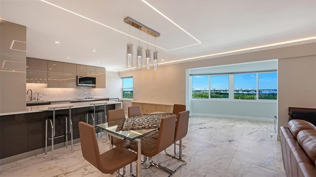 En Venta: $1,800,000 (2 camas, 2 baños, 2035 Pies cuadrados)