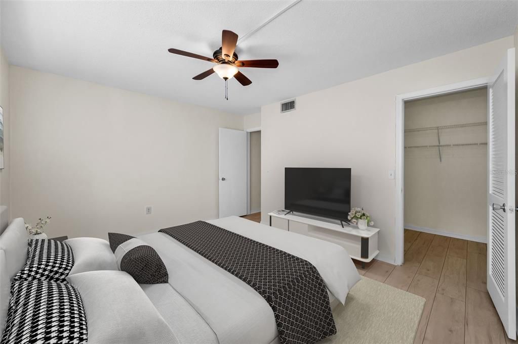 待售: $249,900 (2 贝兹, 2 浴室, 1278 平方英尺)