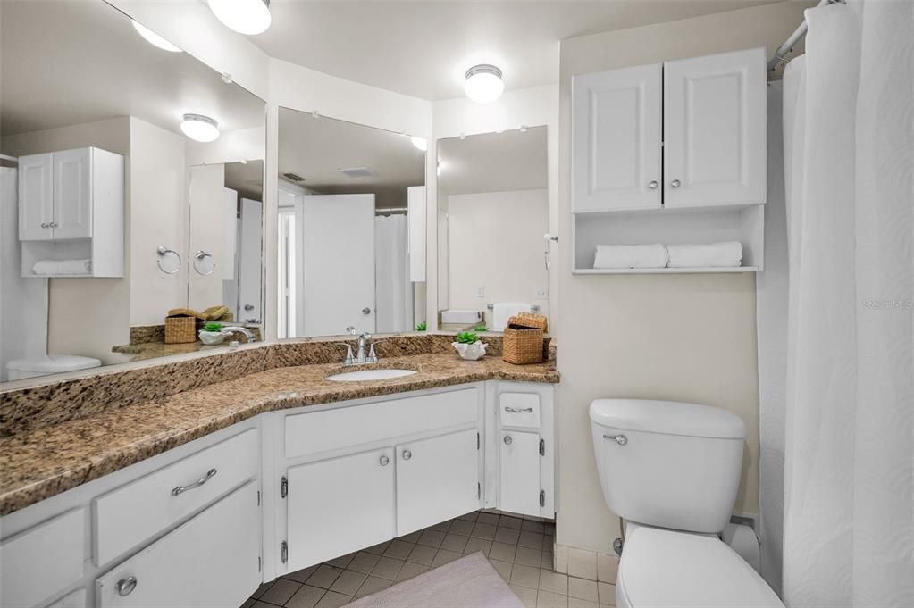 待售: $249,900 (2 贝兹, 2 浴室, 1278 平方英尺)