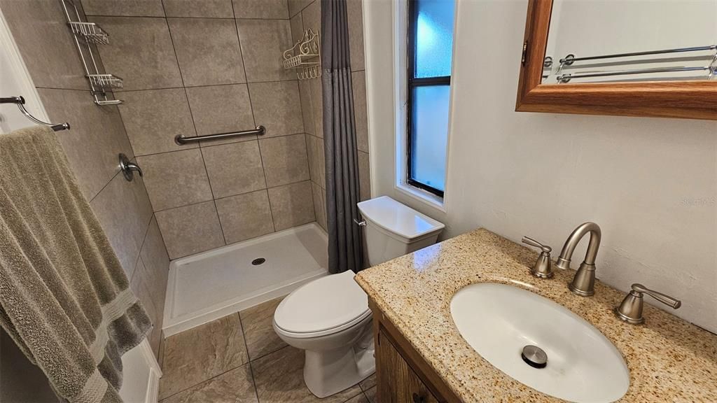 For Sale: $175,000 (3 beds, 2 baths, 1300 Square Feet)