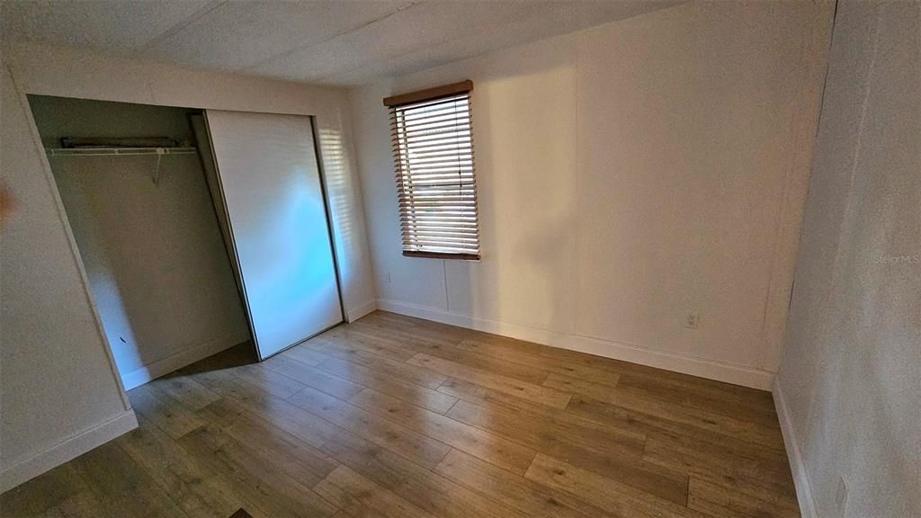 For Sale: $175,000 (3 beds, 2 baths, 1300 Square Feet)