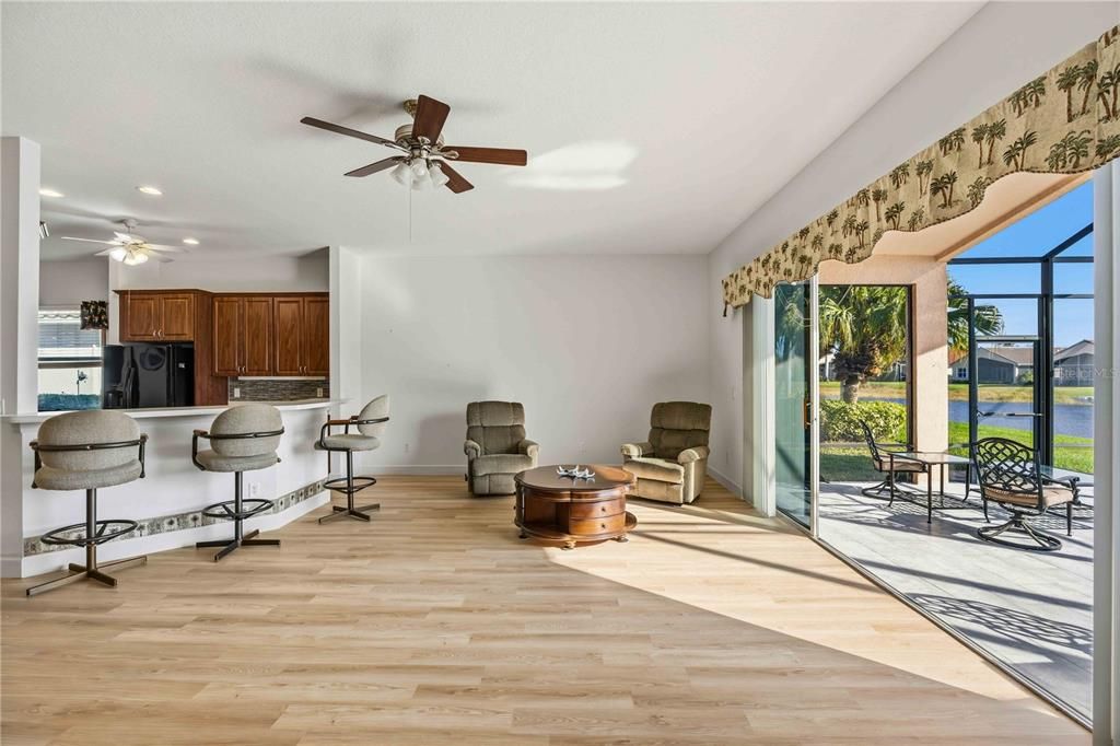 待售: $480,000 (3 贝兹, 2 浴室, 2008 平方英尺)