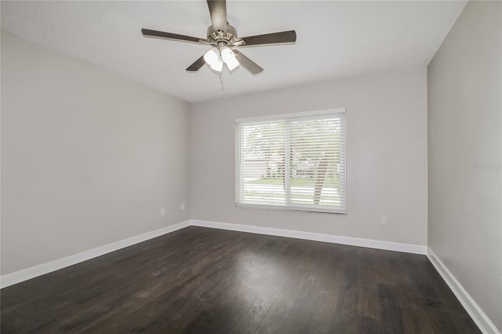 В аренду: $2,165 (3 спален, 2 ванн, 1642 Квадратных фут)