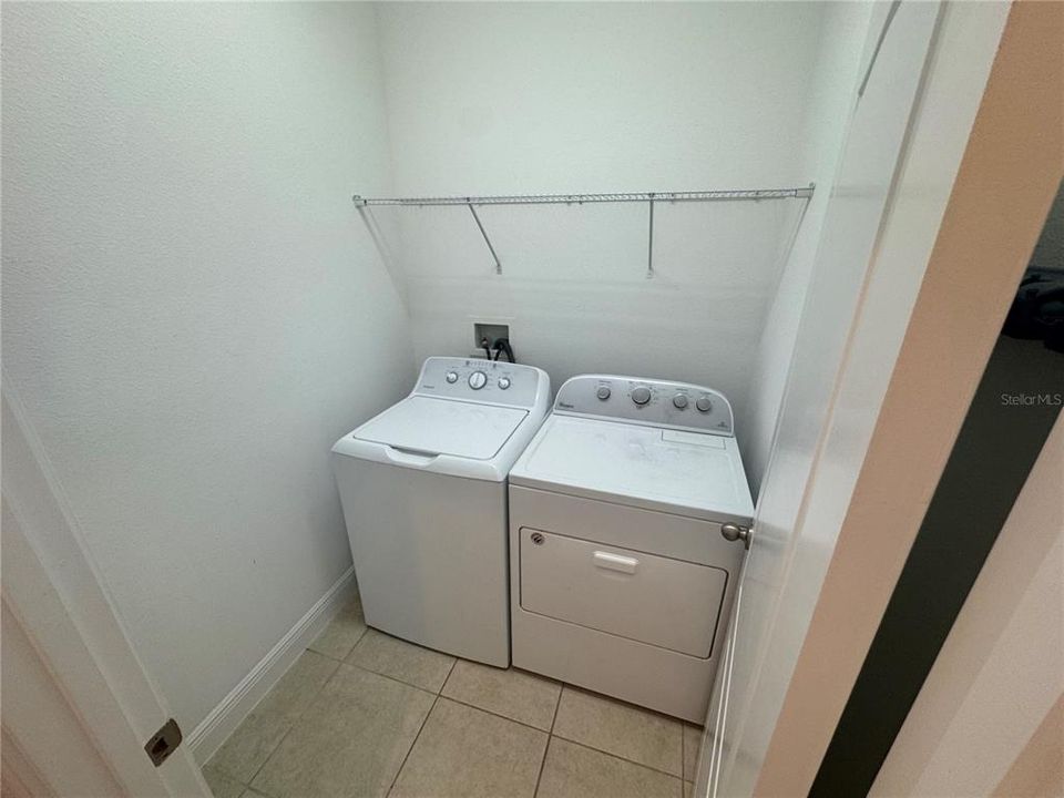 For Rent: $2,600 (3 beds, 2 baths, 1568 Square Feet)