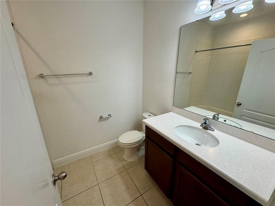 For Rent: $2,600 (3 beds, 2 baths, 1568 Square Feet)