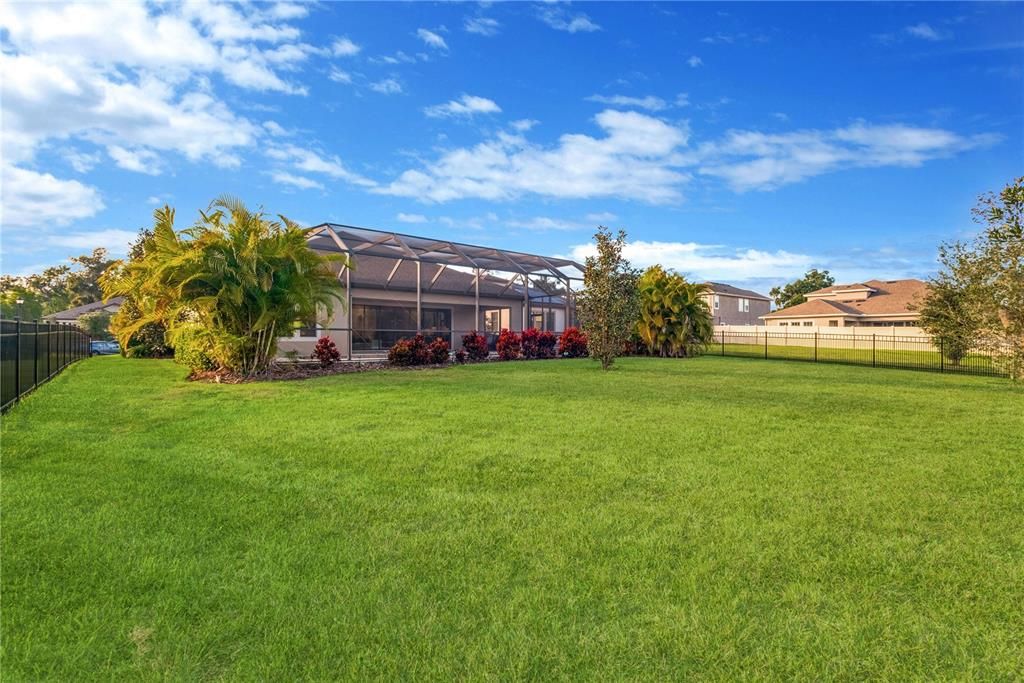 For Sale: $699,900 (4 beds, 3 baths, 2541 Square Feet)