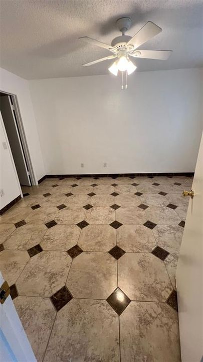 В аренду: $1,695 (2 спален, 2 ванн, 1013 Квадратных фут)