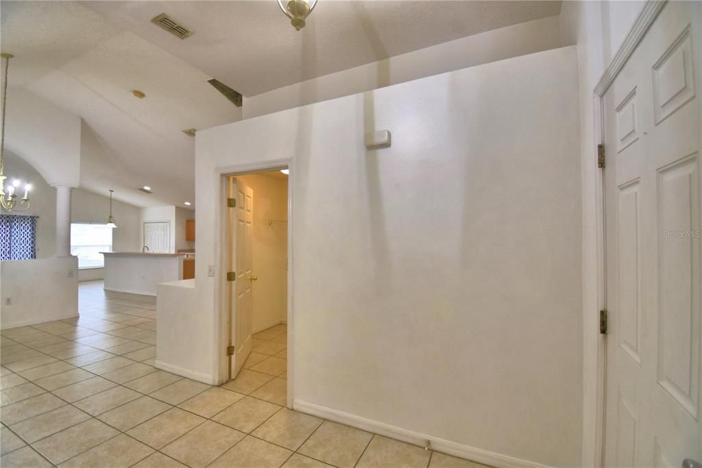 En Renta: $1,750 (4 camas, 2 baños, 1768 Pies cuadrados)