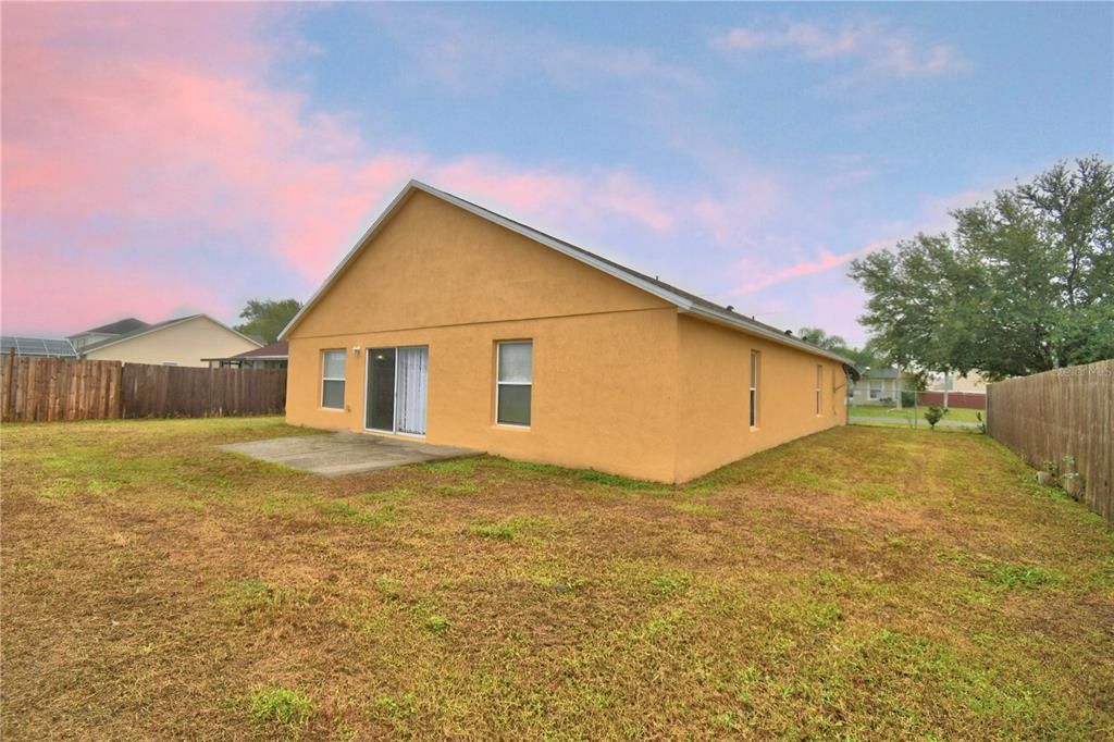 En Renta: $1,750 (4 camas, 2 baños, 1768 Pies cuadrados)