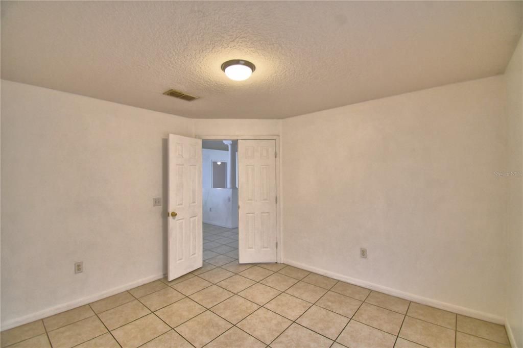 En Renta: $1,750 (4 camas, 2 baños, 1768 Pies cuadrados)