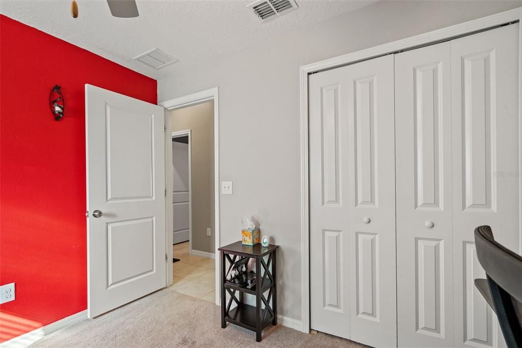 For Sale: $322,900 (4 beds, 2 baths, 1810 Square Feet)