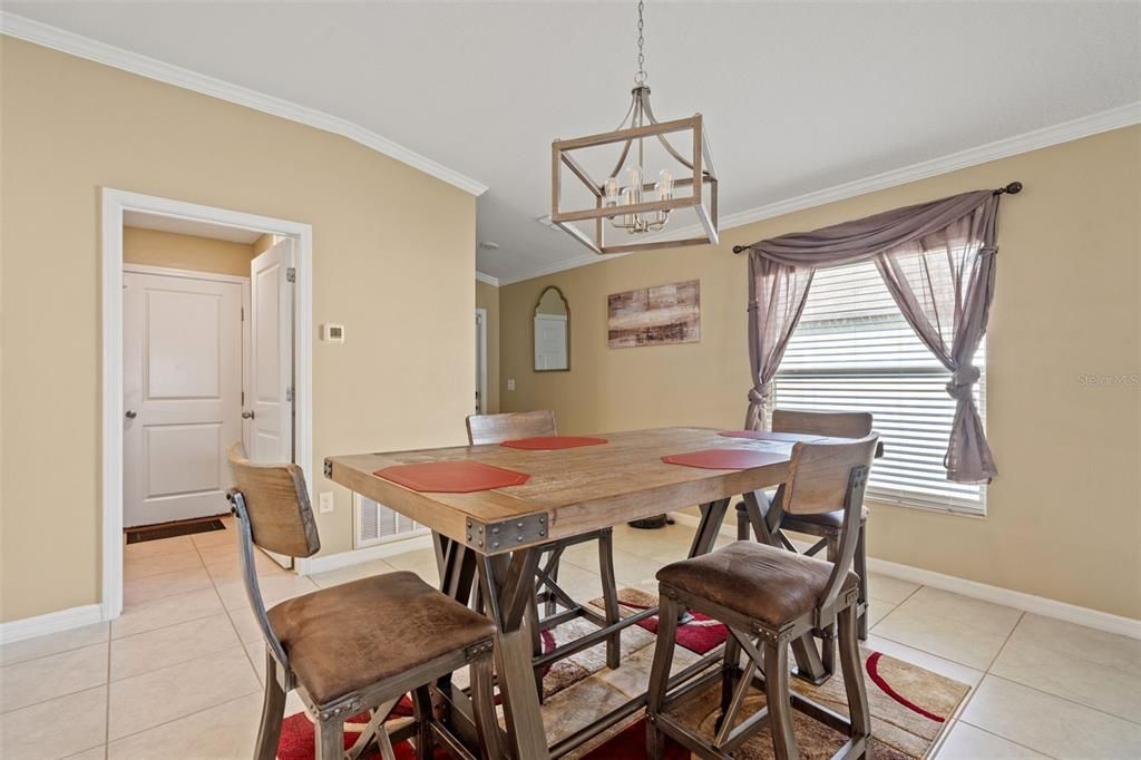 For Sale: $322,900 (4 beds, 2 baths, 1810 Square Feet)