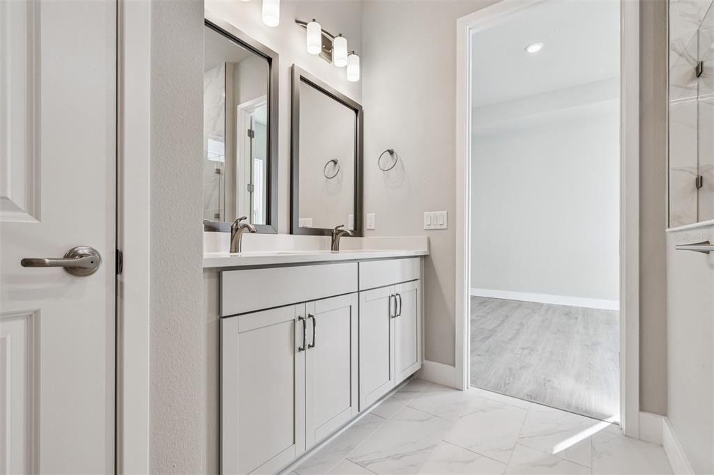 For Sale: $579,990 (3 beds, 2 baths, 1494 Square Feet)