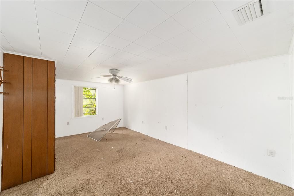 На продажу: $149,900 (3 спален, 2 ванн, 1248 Квадратных фут)