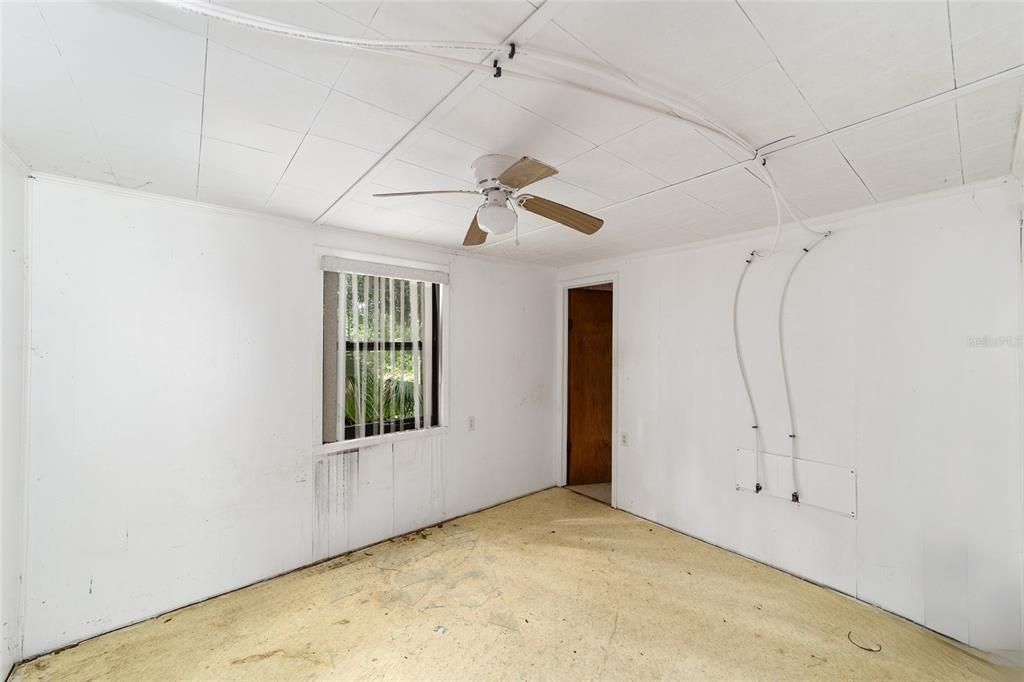 На продажу: $149,900 (3 спален, 2 ванн, 1248 Квадратных фут)