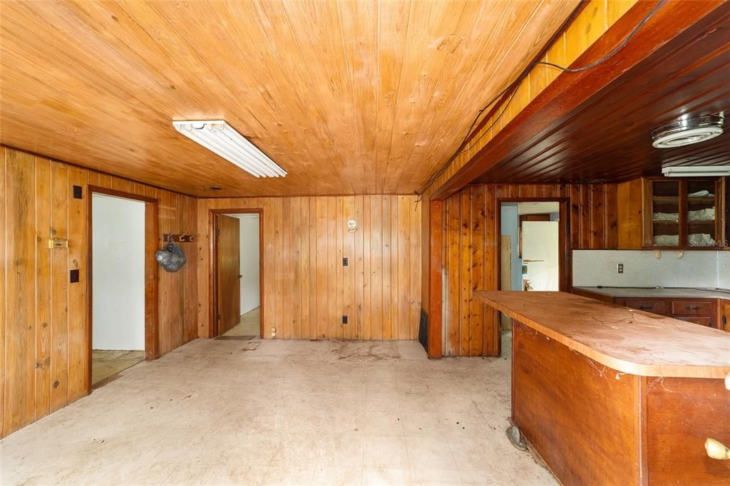 На продажу: $149,900 (3 спален, 2 ванн, 1248 Квадратных фут)