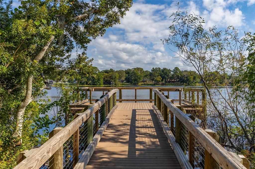 На продажу: $70,000 (0.17 acres)