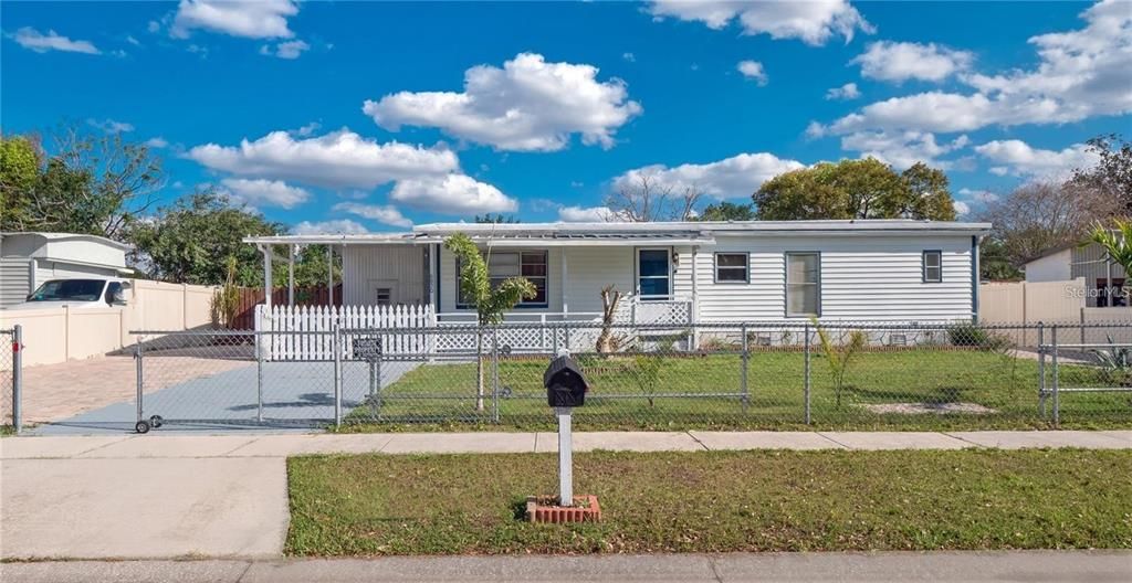 На продажу: $270,000 (3 спален, 2 ванн, 989 Квадратных фут)