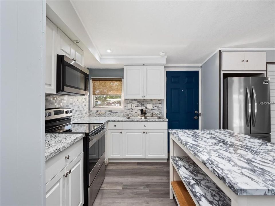 На продажу: $270,000 (3 спален, 2 ванн, 989 Квадратных фут)