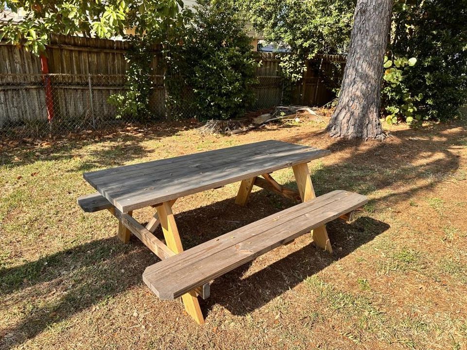 待售: $399,900 (2 贝兹, 1 浴室, 1336 平方英尺)