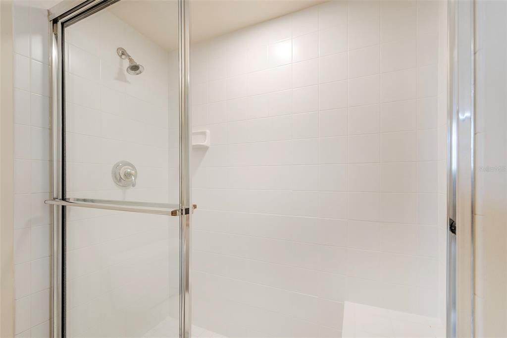 For Sale: $349,000 (2 beds, 2 baths, 1339 Square Feet)